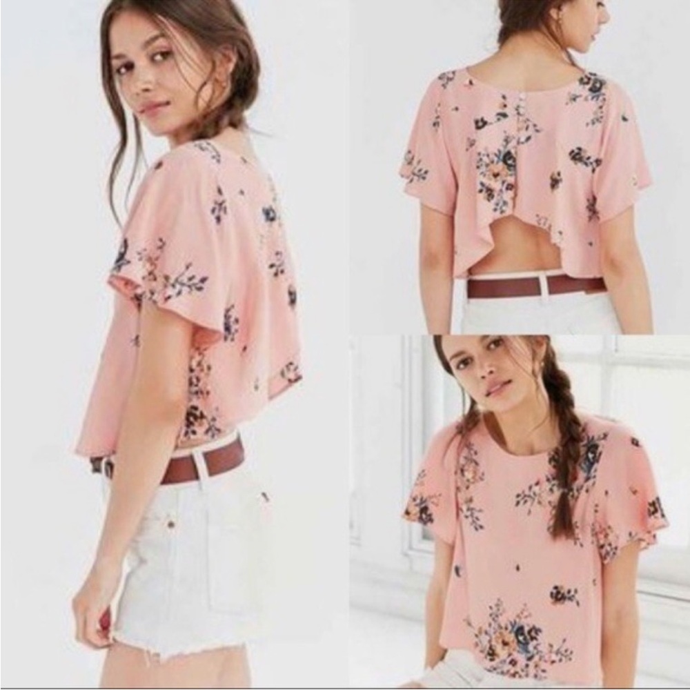Kimchi Blue Goldie Open Back Pink Floral Crop Top with Flutter Sleeves